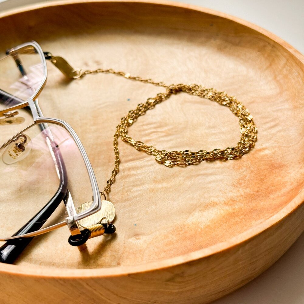 Gold Tone Minimalistic Eyeglass Chain - Picture 5 of 11